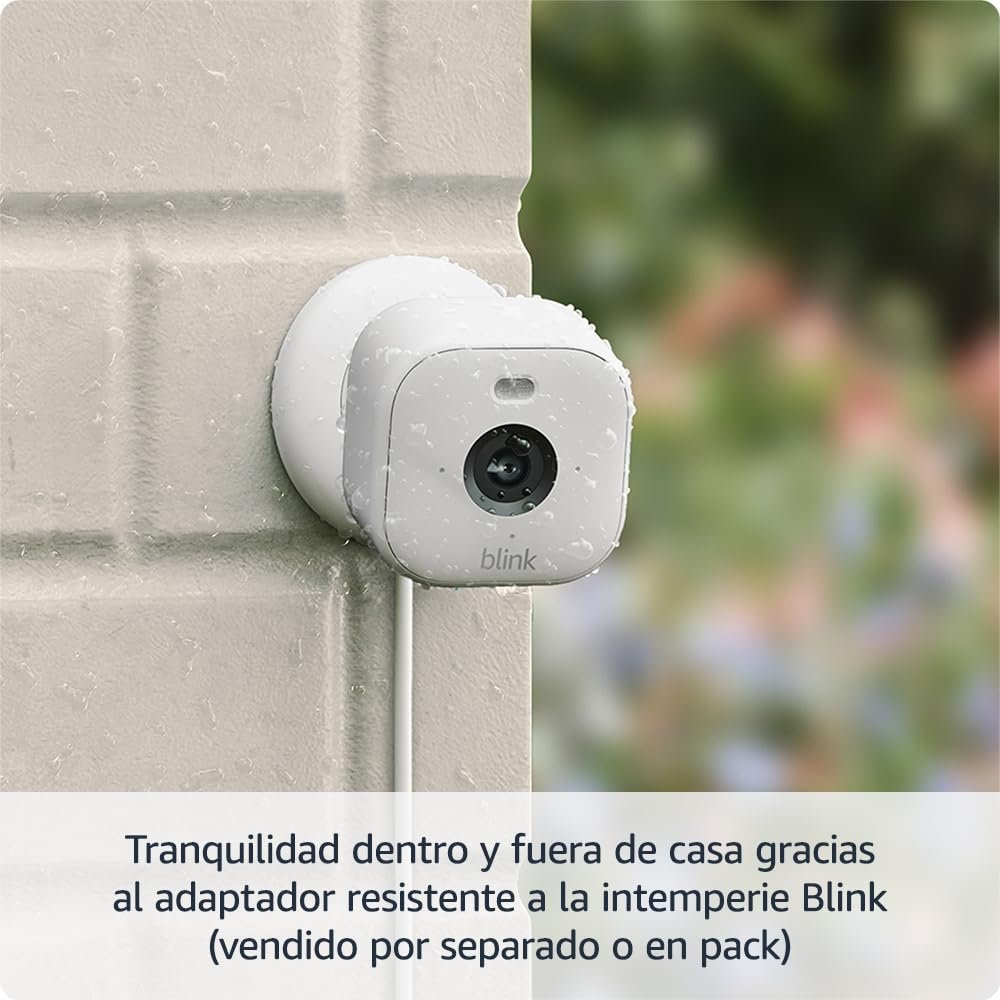 Nueva Blink Mini 2 | Cámara de seguridad inteligente HD con enchufe, visión nocturna en color, foco integrado, audio bidireccional, detección de movimiento, compatible con Alexa (blanco)