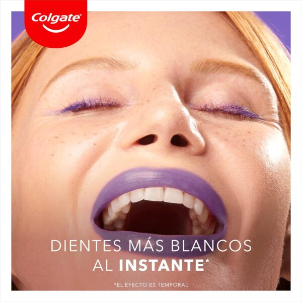 Barato Colgate Max White Purple Reveal Pasta de Dientes Blanqueadora, 4 Unidades de 75ml, Dentífrico con Tecnología de Corrección Óptica del Color que Elimina Instantáneamente* los...