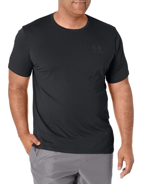 Camiseta Sportstyle para Hombre de Under Armour con diseño en el pecho izquierdo, Charcoal Medium Heather/Negro