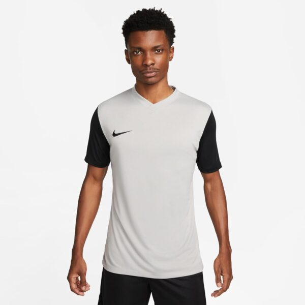 Chollo Camiseta de Manga Corta Nike para Hombre M Nk DF Tiempo Prem II JSY