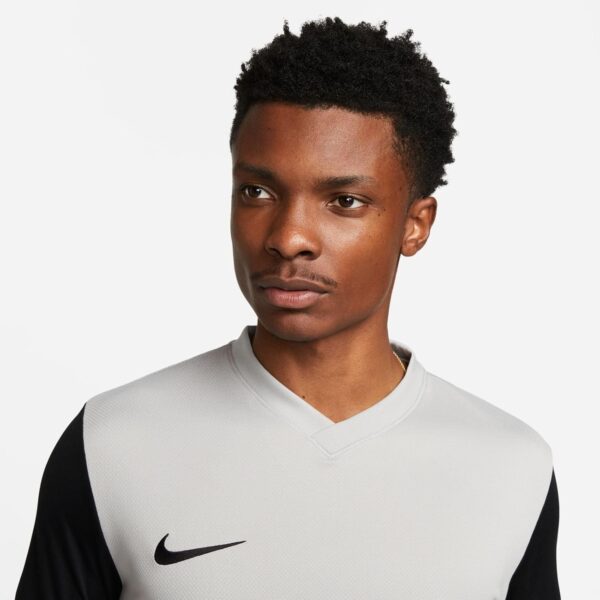 Chollo Camiseta de Manga Corta Nike para Hombre M Nk DF Tiempo Prem II JSY