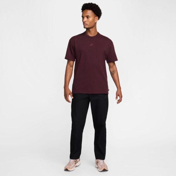 Chollo Camiseta Premium Essentials de NIKE Sportswear para Hombre