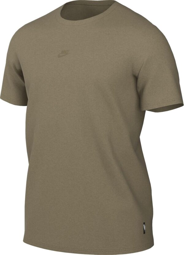 Chollo Camiseta Premium Essentials de NIKE Sportswear para Hombre