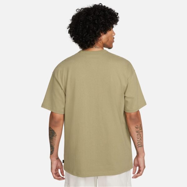 Chollo Camiseta Premium Essentials de NIKE Sportswear para Hombre