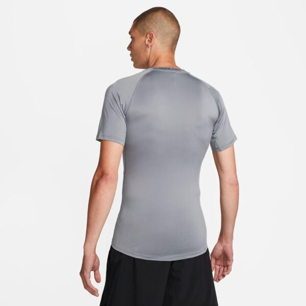 Oferta Camiseta de Hombre Nike M NP DF Tight Top de Manga Corta