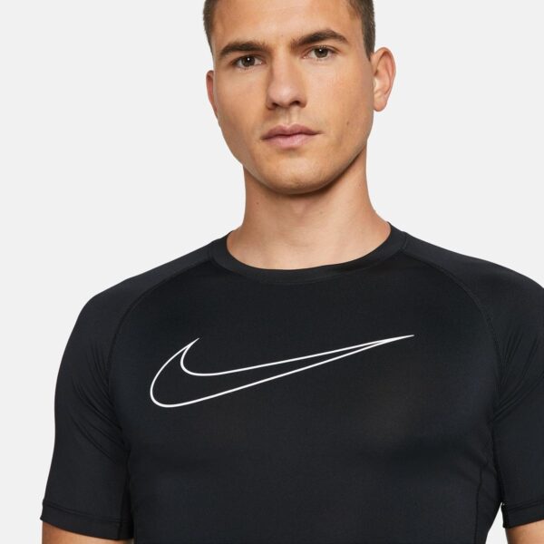 Oferta Camiseta de Hombre NIKE M NP DF Tight Top de Manga Corta