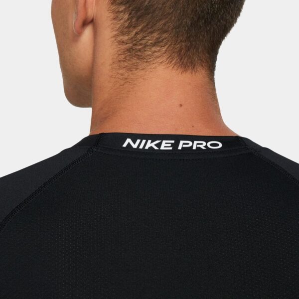 Oferta Camiseta de Hombre NIKE M NP DF Tight Top de Manga Corta