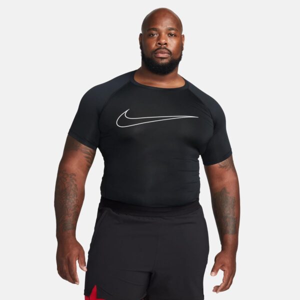 Oferta Camiseta de Hombre NIKE M NP DF Tight Top de Manga Corta