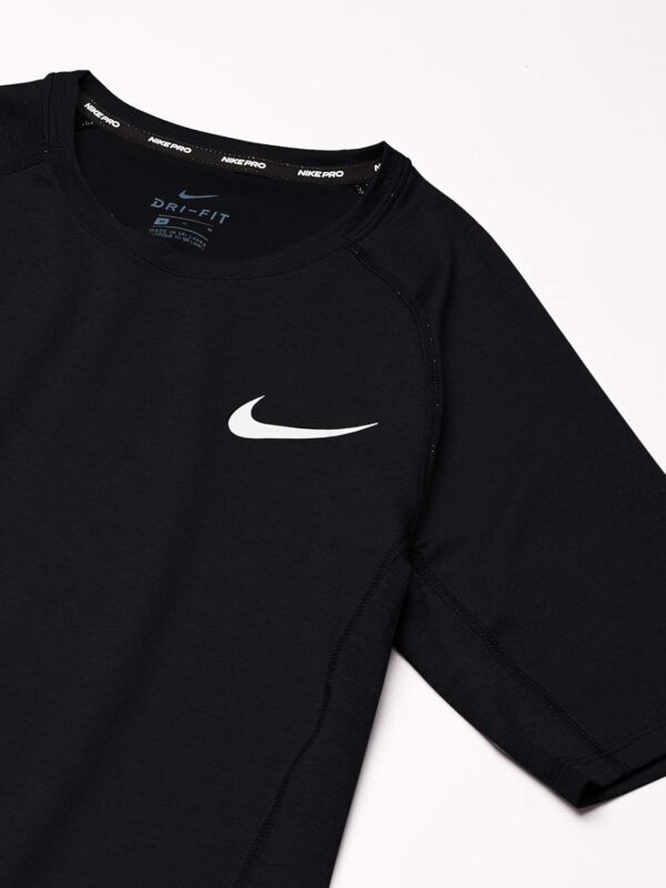Oferta Camiseta de Hombre NIKE M NP Top SS Tight