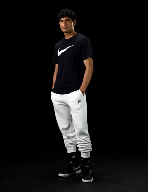 Oferta Camiseta NIKE M NSW Icon Swoosh para Hombre (Paquete de 1)