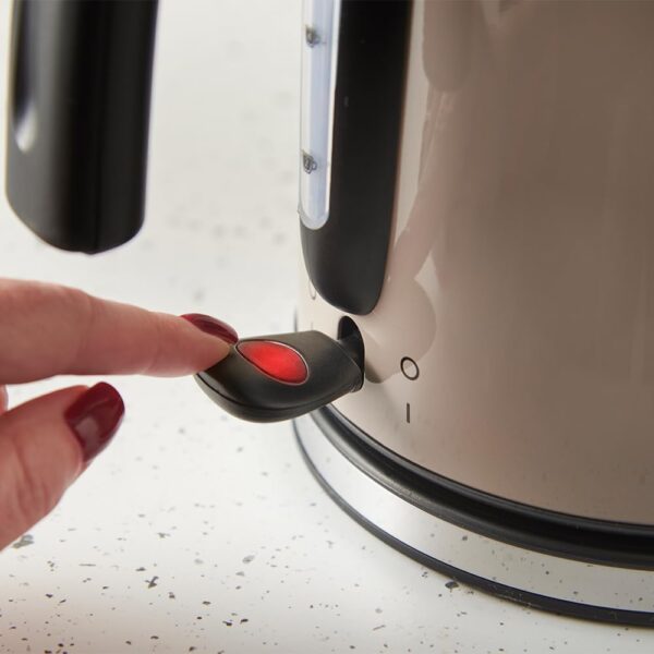 ¡Chollo! Hervidor Eléctrico Russell Hobbs 1,7L Moca