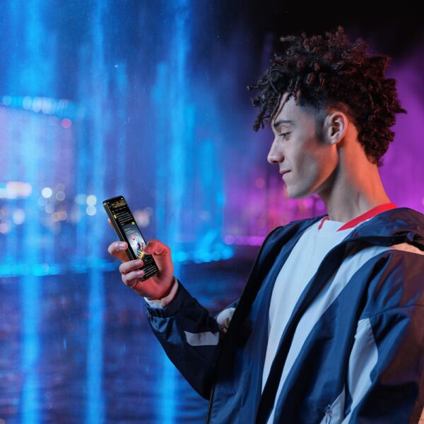 ¡Oferta! XIAOMI POCO X7 Pro - Smartphone de 8+256GB, Pantalla CrystalRes 1.5K 120Hz AMOLED, MediaTek Dimensity 8400-Ultra, Cámara de 50 MP, 90W HyperCharge, Cargador no Incluido, Negro...